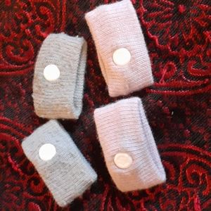 2 sets of maternity motion sickness bracelets